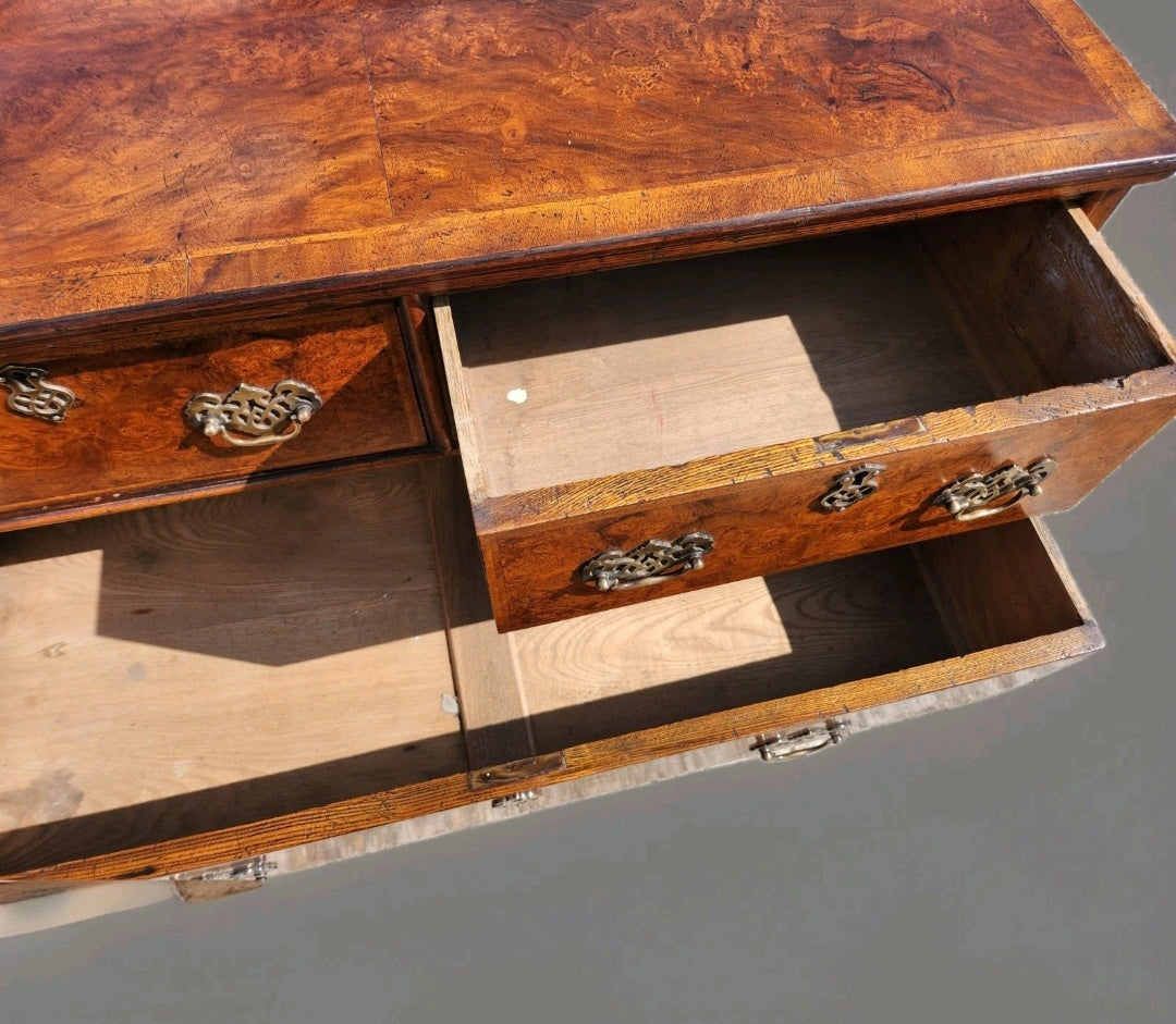 GEORGIAN STYLE BURR WALNUT CHEST OF DRAWERS