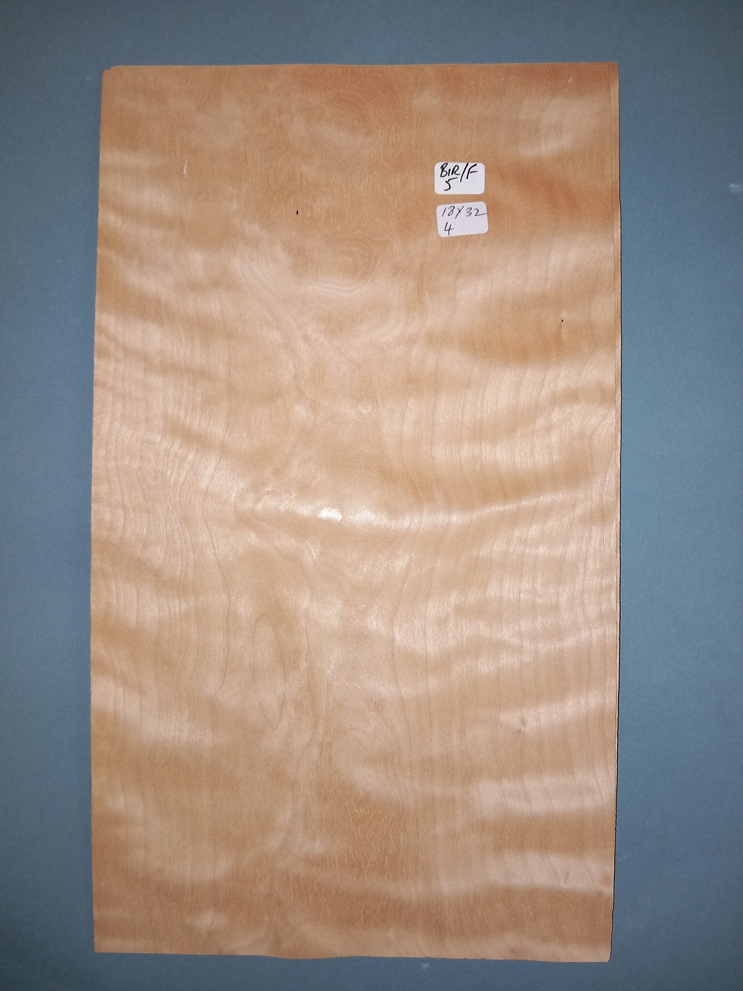CONSECUTIVE SHEETS OF FIGURED BIRCH VENEER 18 X 32 CM
