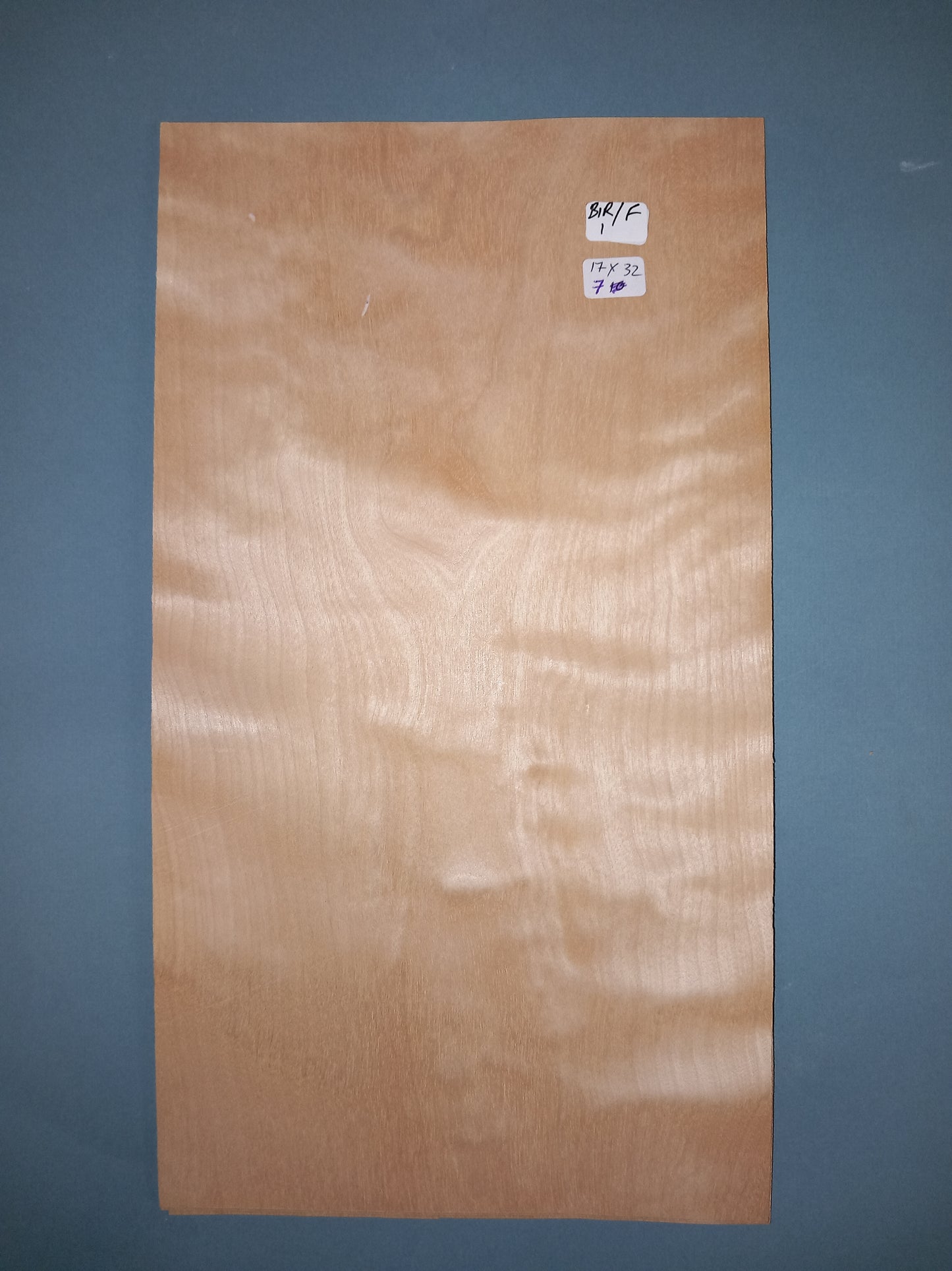 CONSECUTIVE SHEETS OF FIGURED BIRCH VENEER 17 X 32 CM