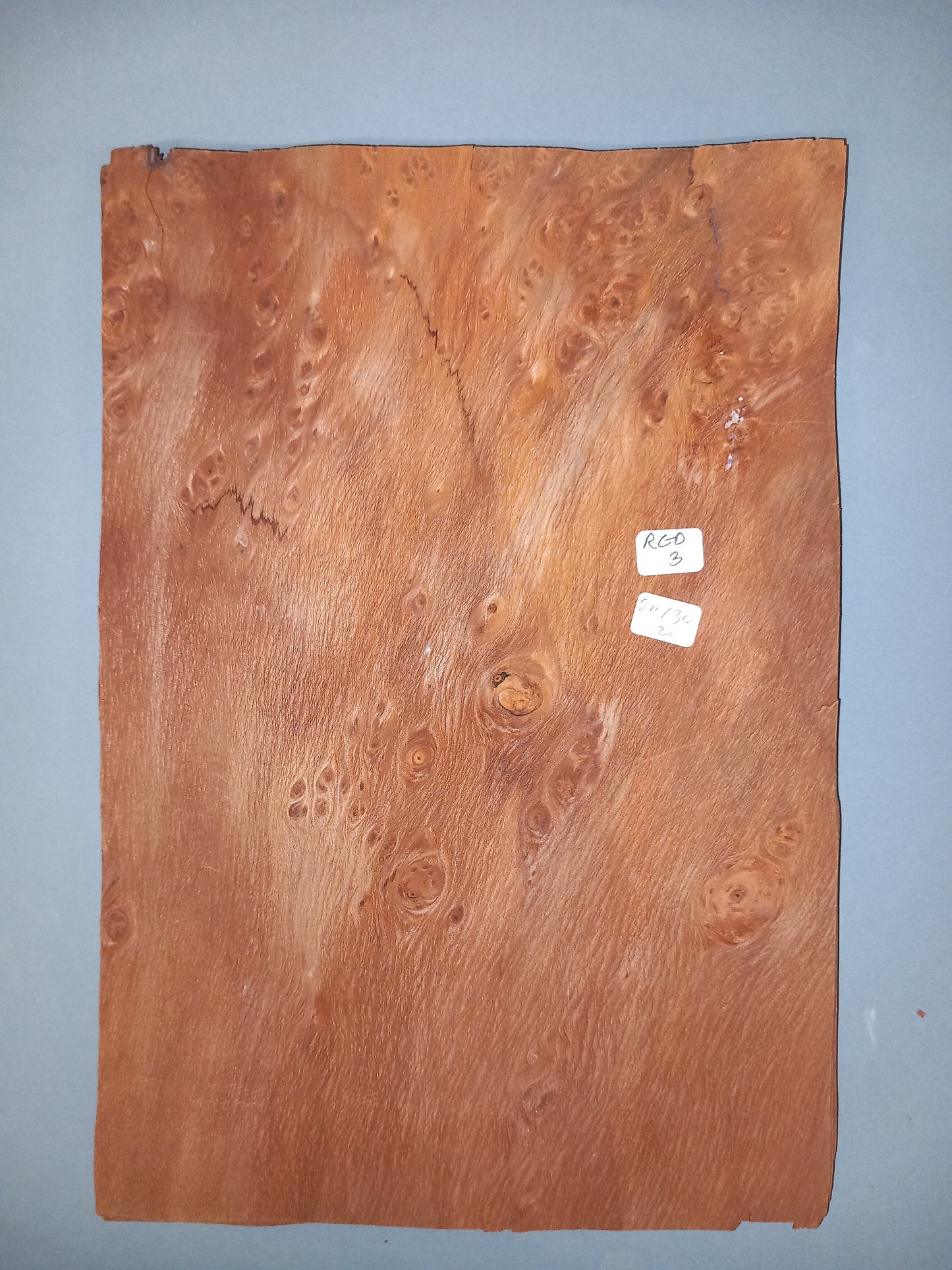 CONSECUTIVE SHEETS OF REDWOOD VENEER 20 X 30 CM