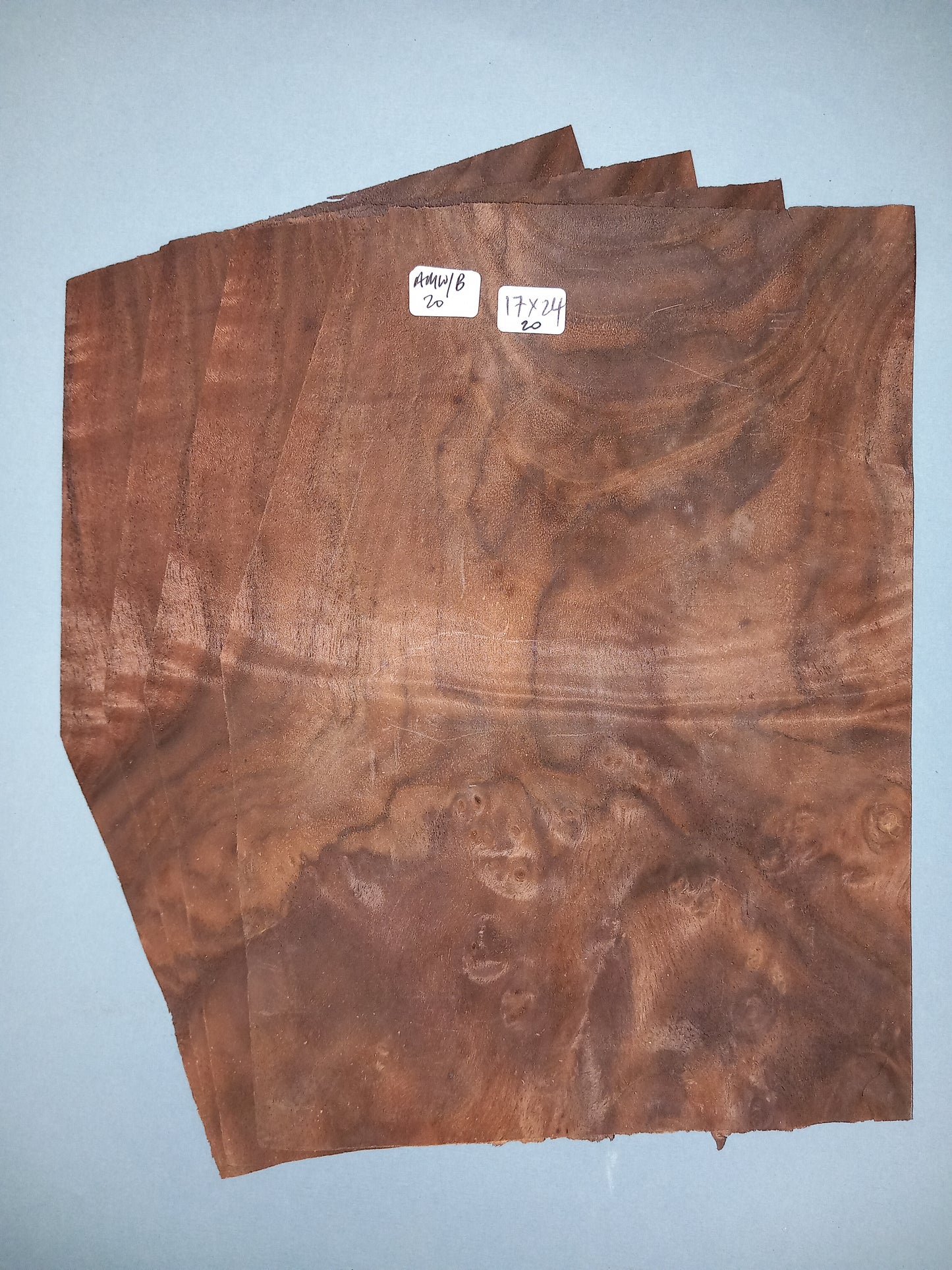 4 CONSECUTIVE SHEETS OF AMERICAN WALNUT BURR VENEER 17 X 24 CM
