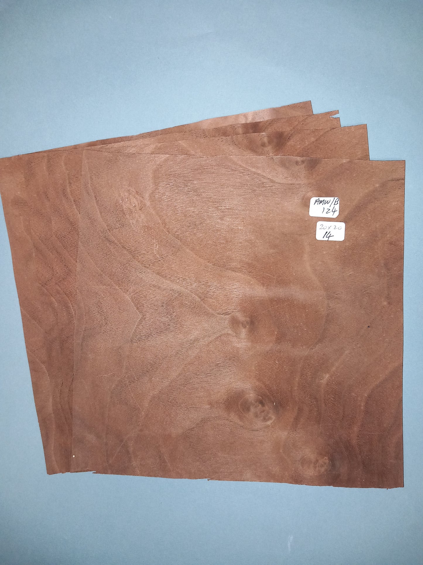 4 CONSECUTIVE SHEETS OF AMERICAN WALNUT BURR VENEER 20 X 20 CM