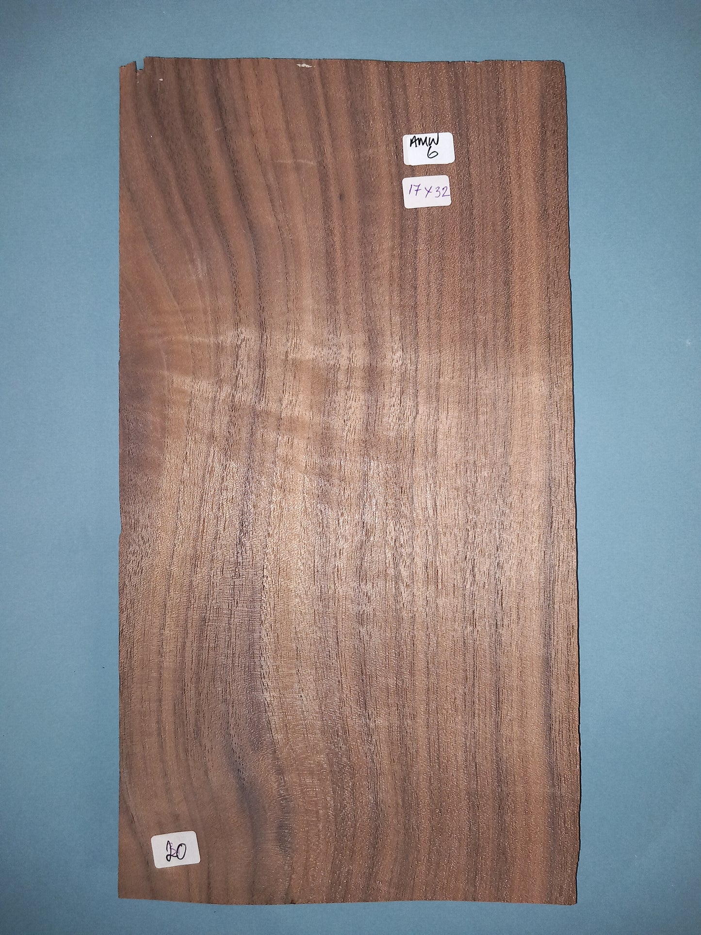 CONSECUTIVE SHEETS OF AMERICAN WALNUT VENEER 17 X 32 CM