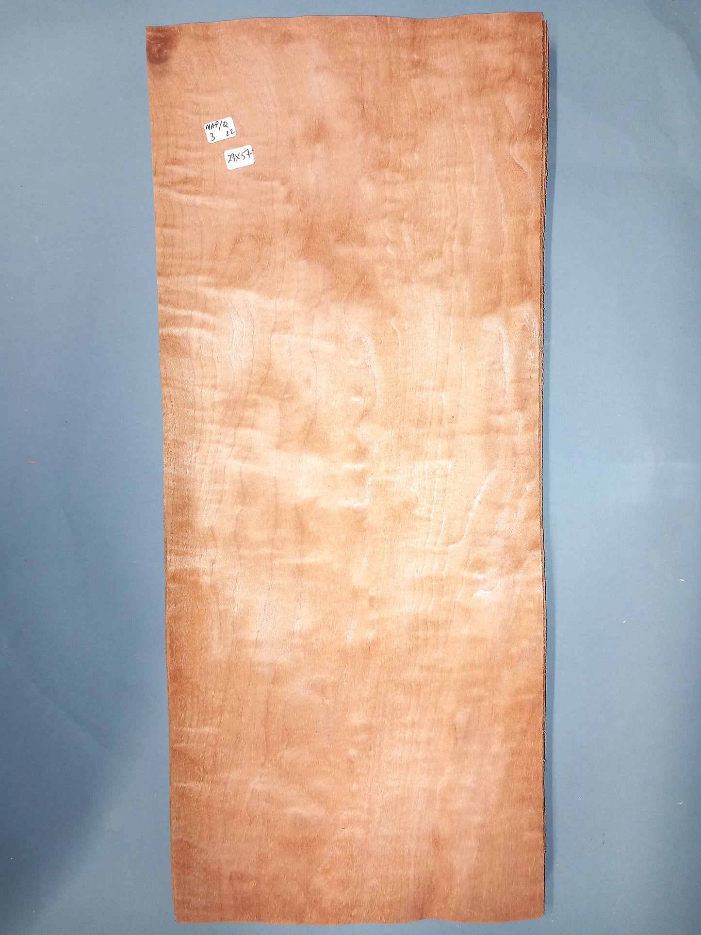 CONSECUTIVE SHEETS OF QUILTED MAPLE VENEER 23 X 57 CM
