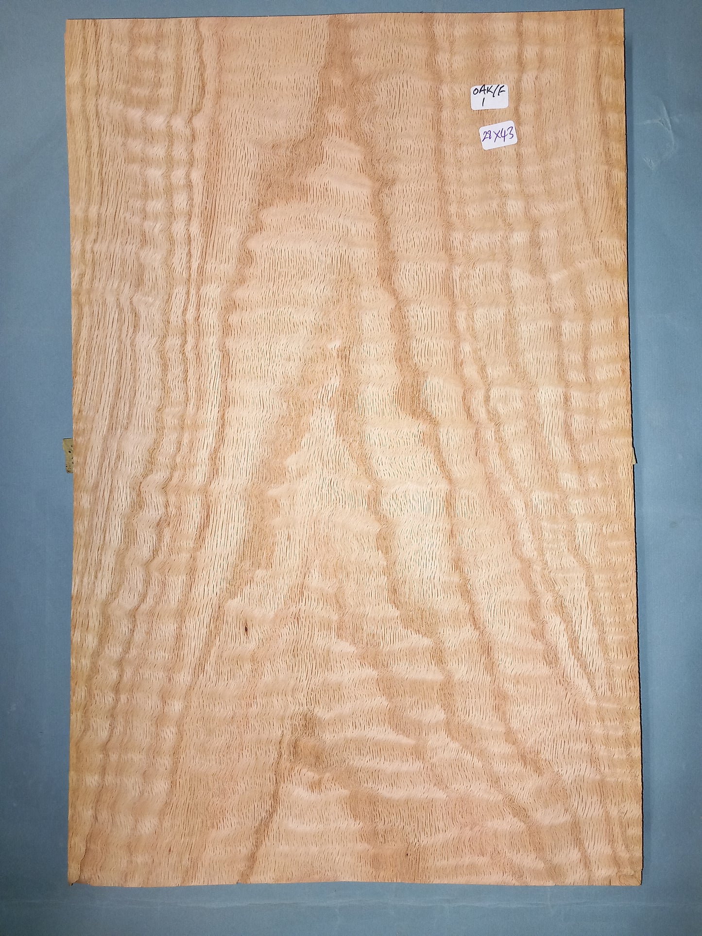 CONSECUTIVE SHEETS OF FIGURED OAK VENEER 28 X 43 CM