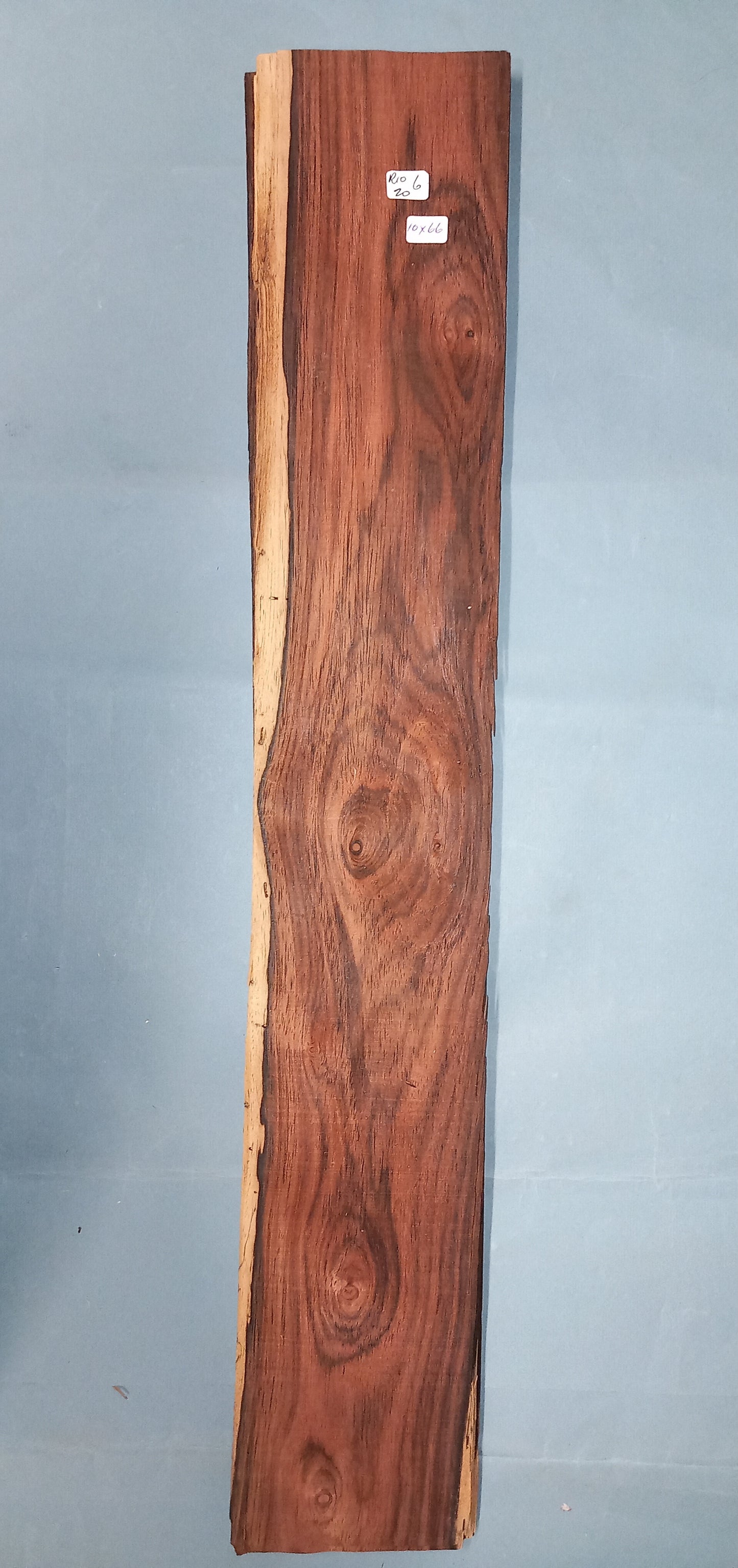 CONSECUTIVE SHEETS OF RIO ROSEWOOD VENEER 10 X 66 CM