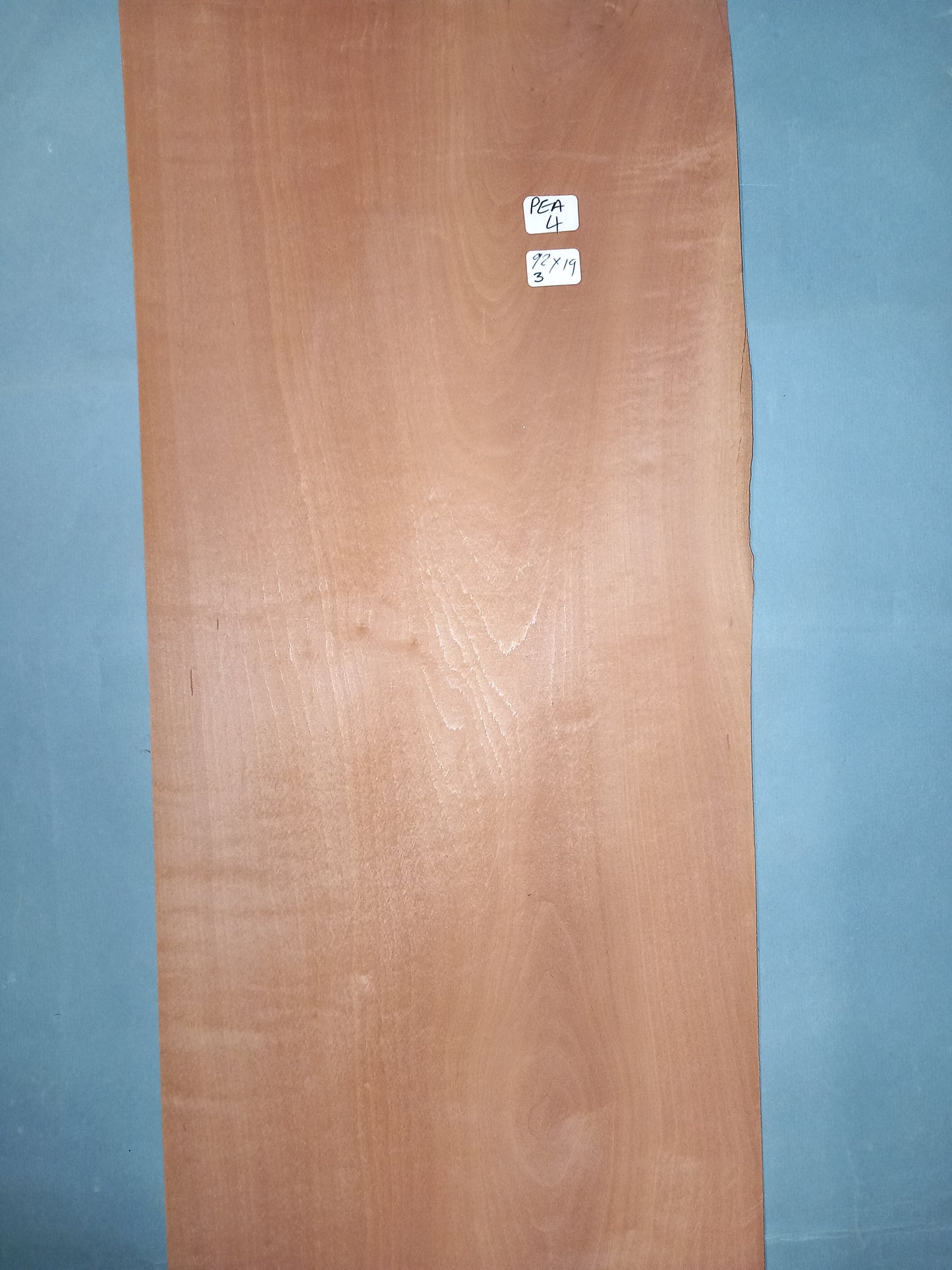 LARGE CONSECUTIVE SHEETS OF PEARWOOD VENEER 92 X 19 CM