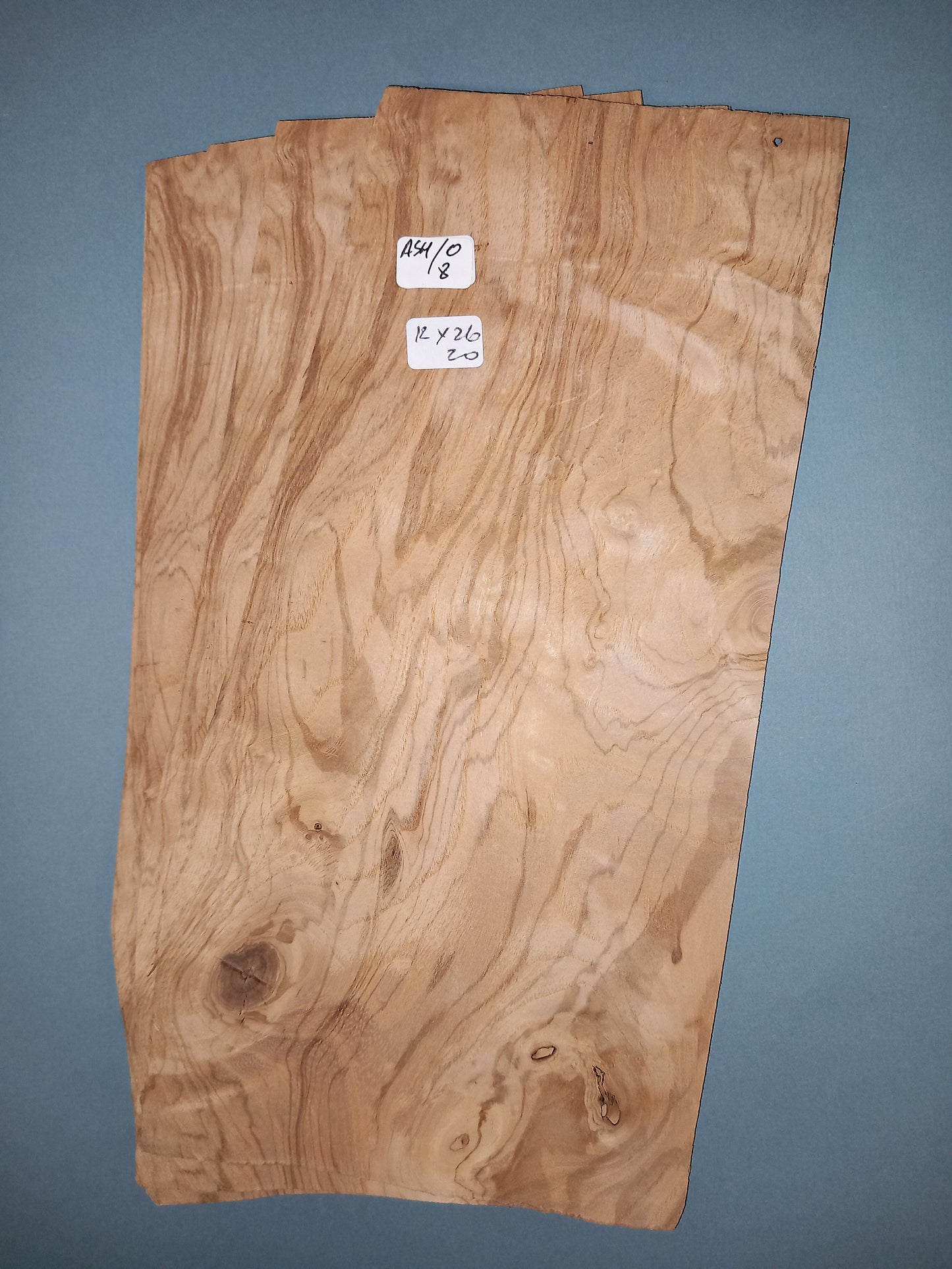 4 CONSECUTIVE SHEETS OF OLIVE ASH VENEER 12 X 26 CM
