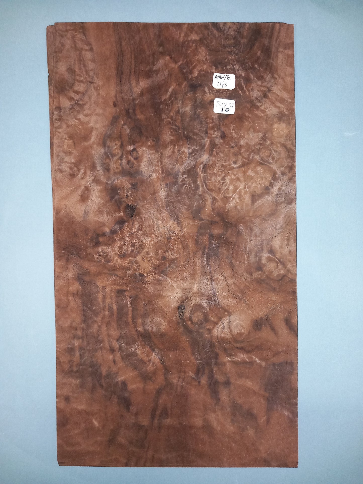 CONSECUTIVE SHEETS OF AMERICAN WALNUT BURR VENEER 20 X 37 CM