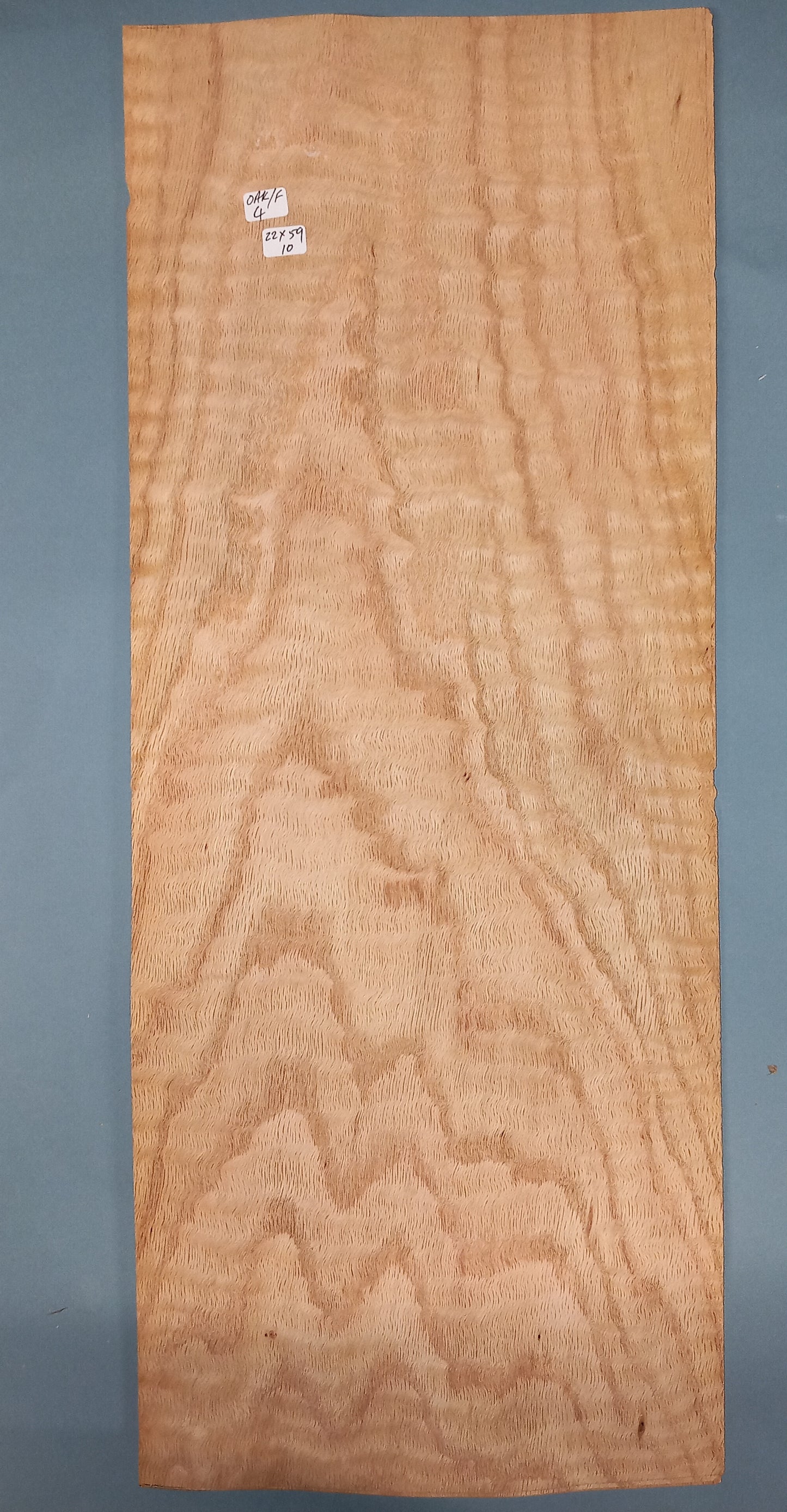 CONSECUTIVE SHEETS OF FIGURED OAK VENEER 22 X 59 CM