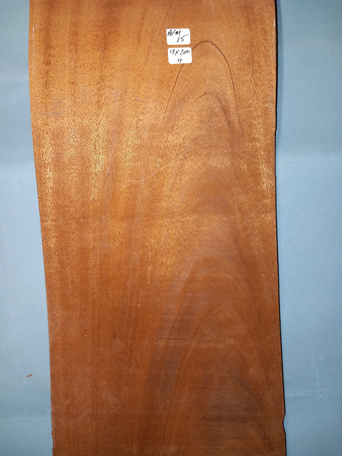 LARGE CONSECUTIVE SHEETS OF AFRICAN MAHOGANY VENEER 18 X 200 CM