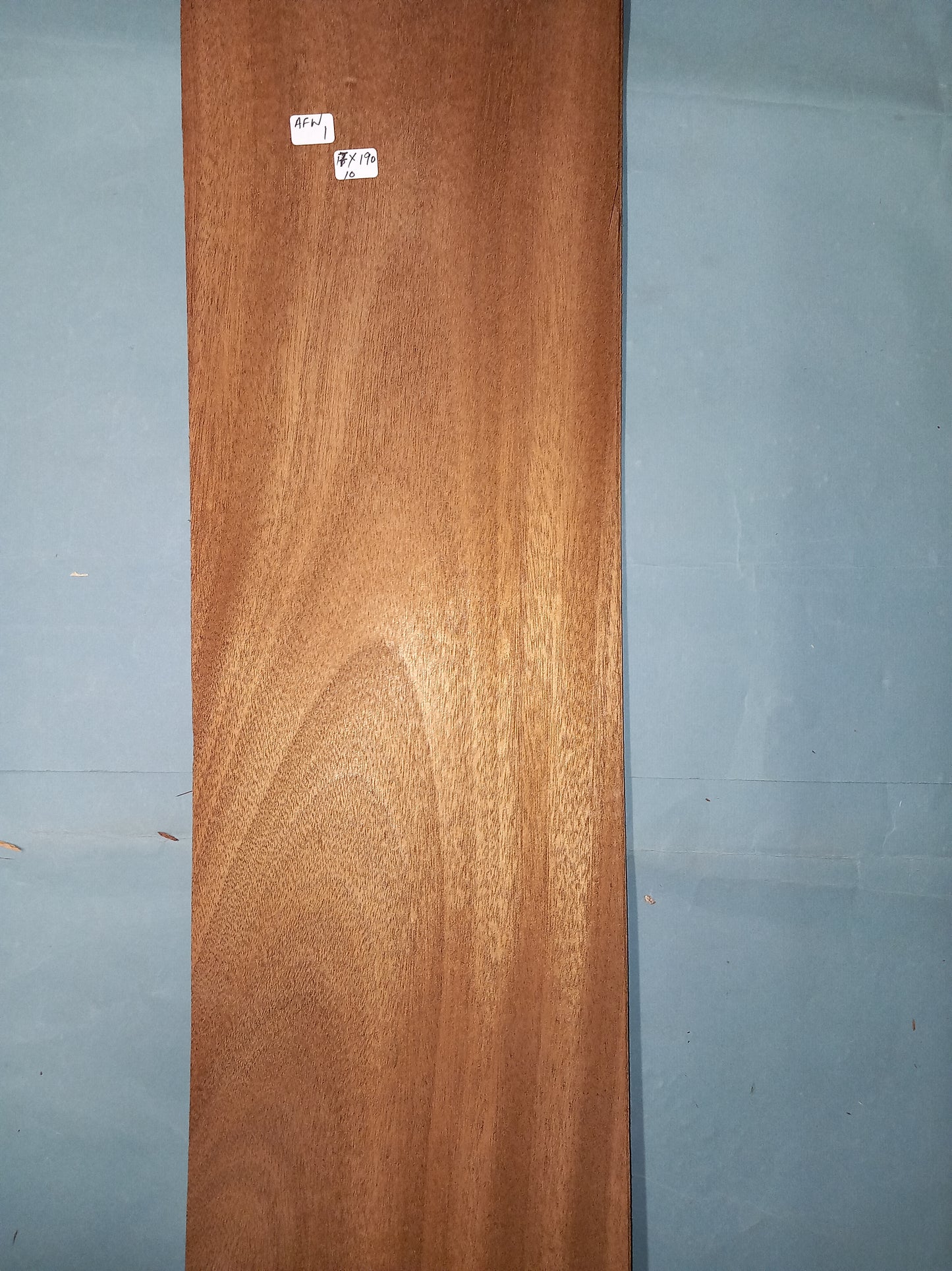 LARGE CONSECUTIVE SHEETS OF AFRICAN WALNUT VENEER 17 X 190 CM