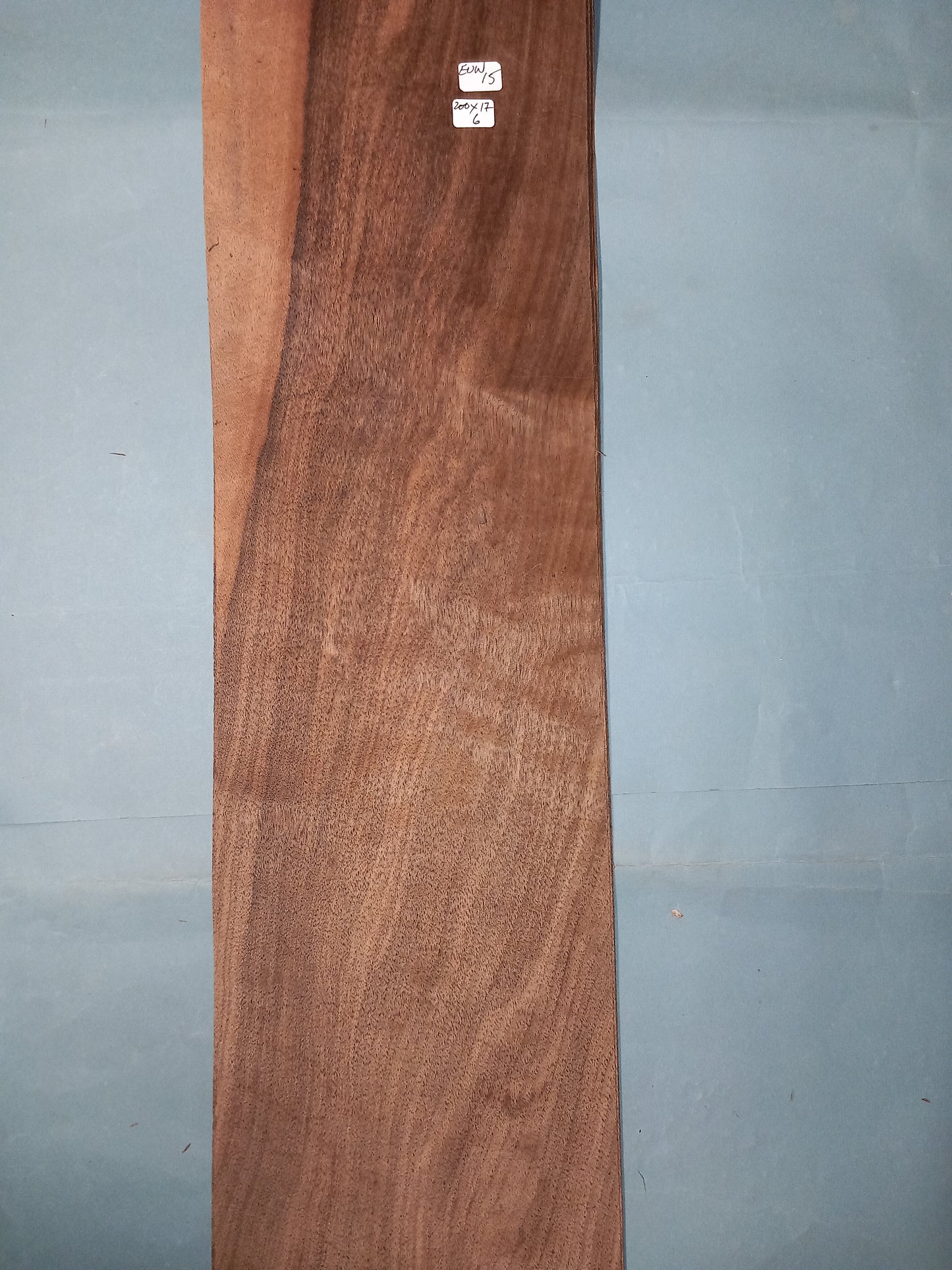 LARGE CONSECUTIVE SHEETS OF EUROPEAN WALNUT VENEER 200 X 17 CM