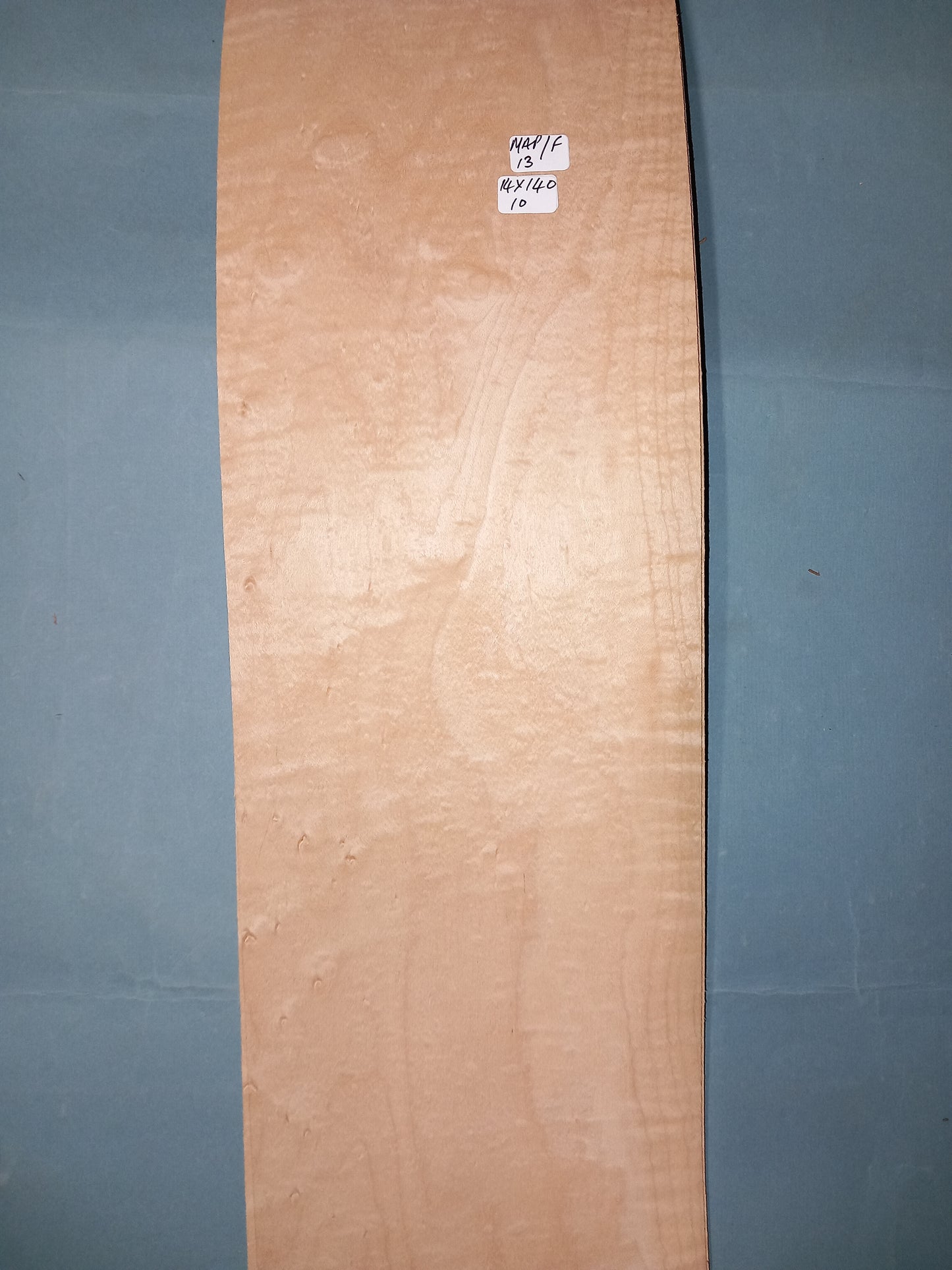 LARGE CONSECUTIVE SHEETS OF FIGURED MAPLE VENEER 14 X 140 CM