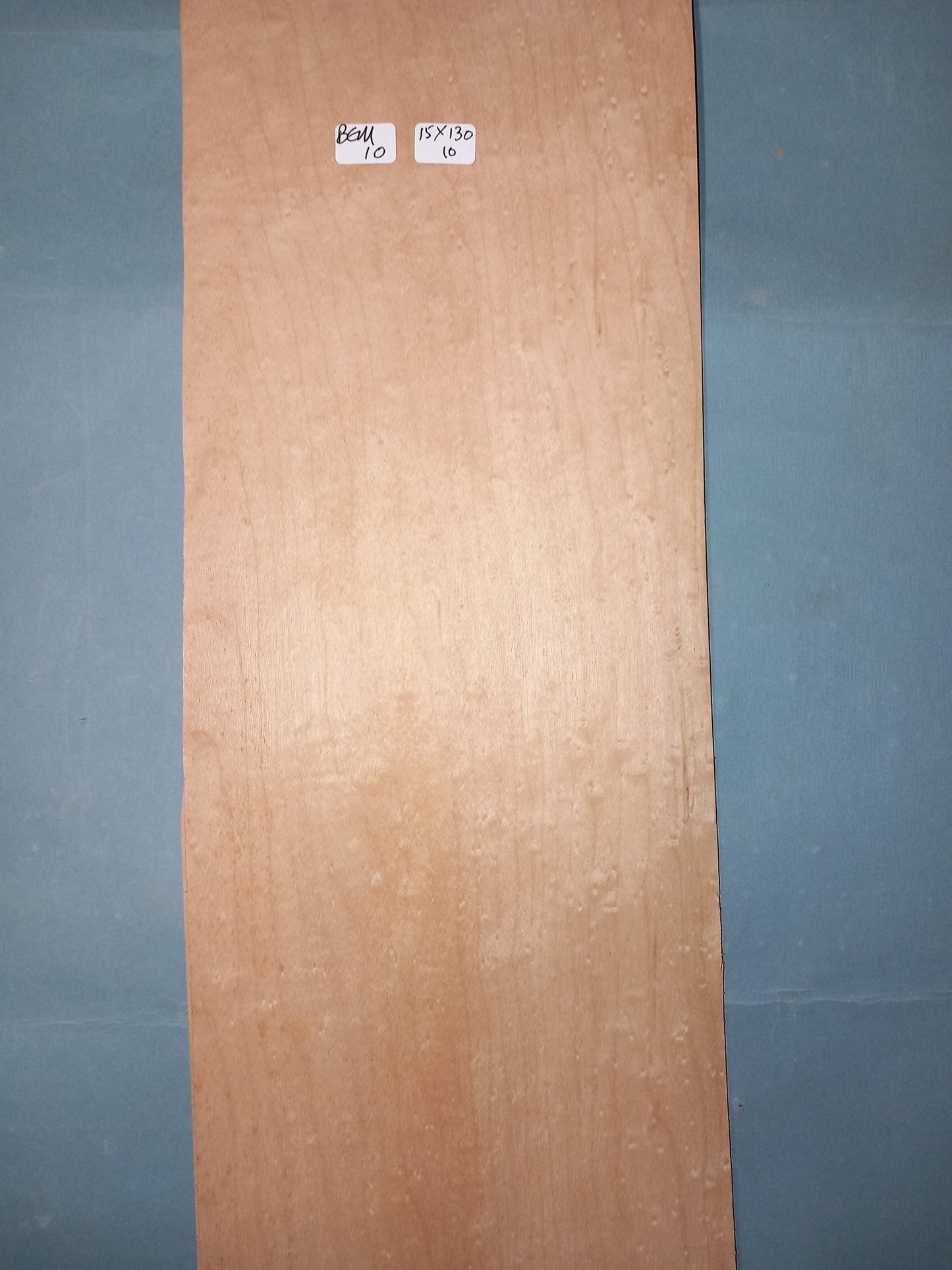 LARGE CONSECUTIVE SHEETS OF BIRDS EYE MAPLE VENEER 15 X 130 CM