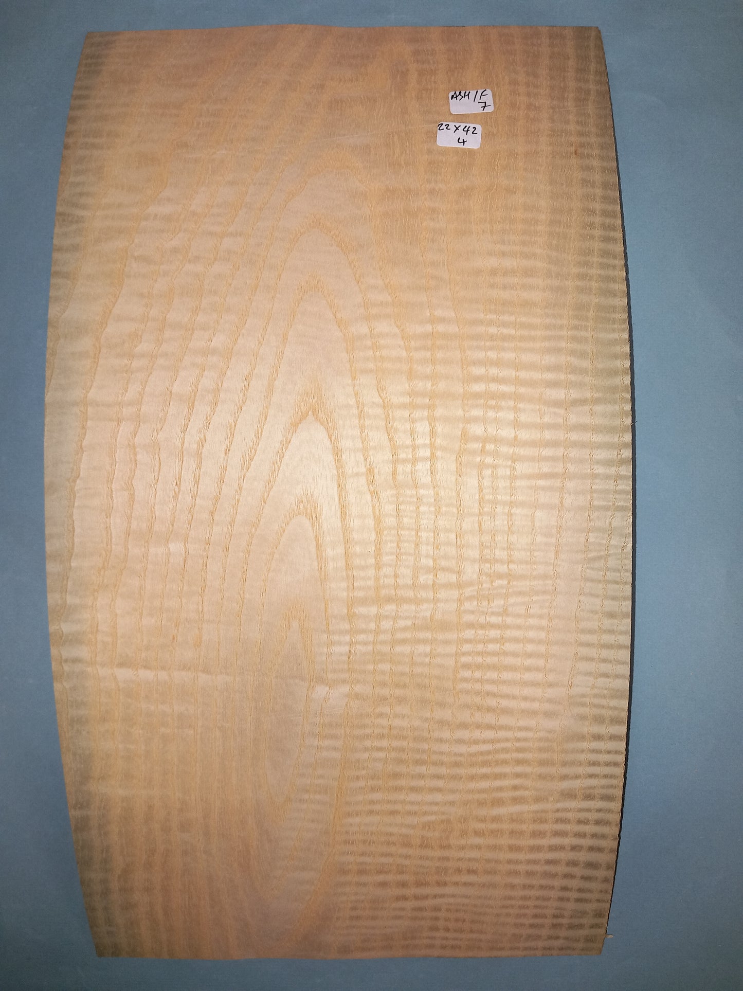 2 CONSECUTIVE SHEETS OF FIGURED ASH VENEER 22 X 42 CM