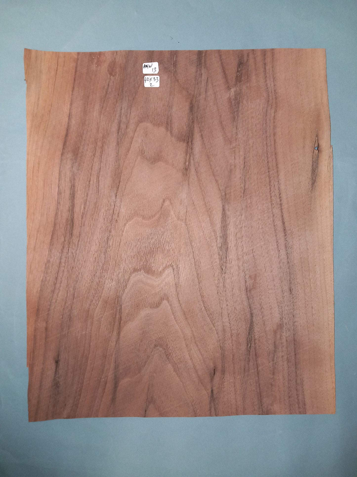 CONSECUTIVE SHEETS OF AMERICAN WALNUT VENEER 42 X 33 CM