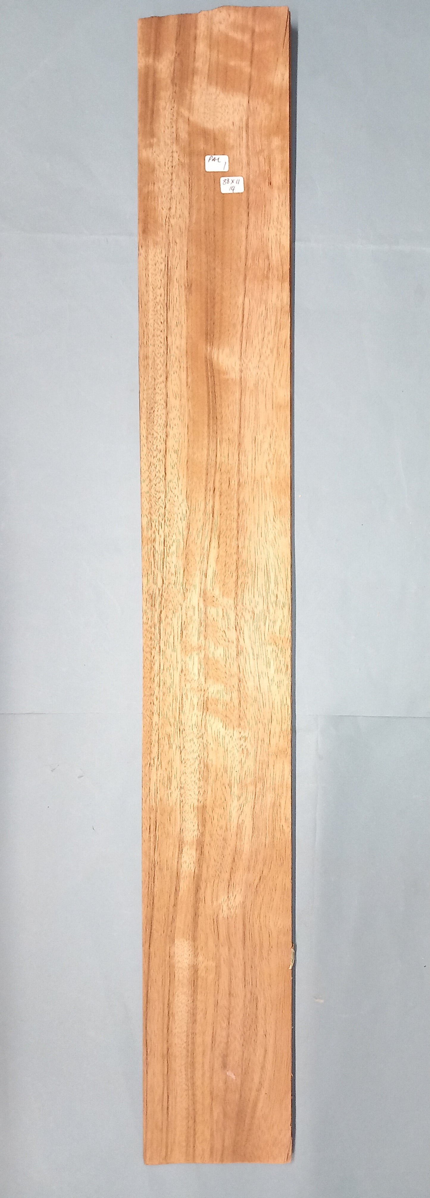 CONSECUTIVE SHEETS OF PALDAO VENEER 88 X 11 CM