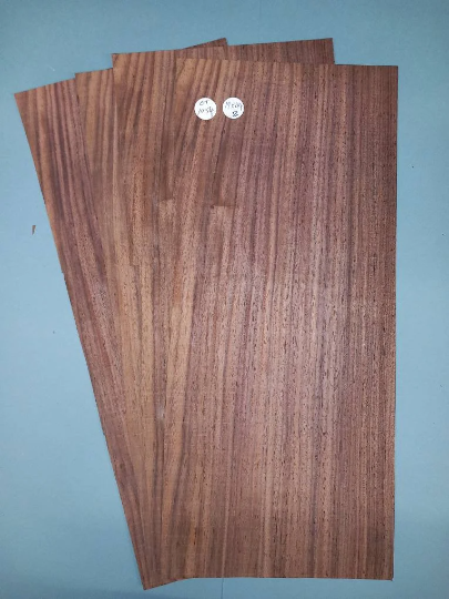 AMERICAN WALNUT - 4 CONSECUTIVE SHEETS 19x44xm ET1054