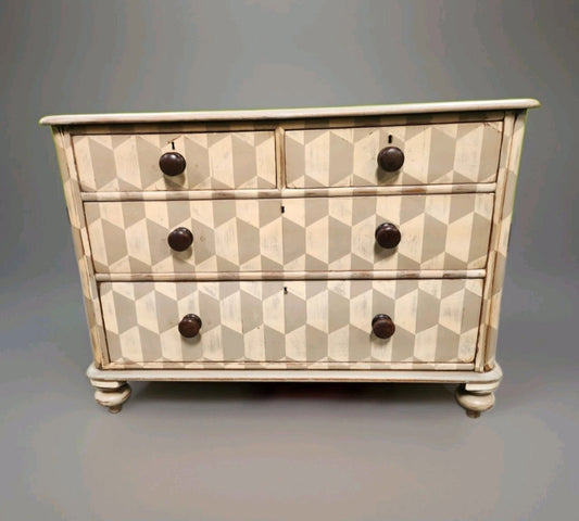VICTORIAN PAINTED CHEST OF DRAWERS
