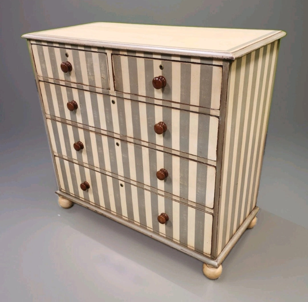 VICTORIAN PAINTED CHEST OF DRAWERS