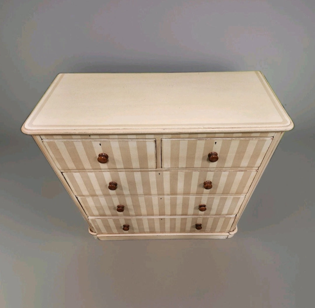 VICTORIAN PAINTED CHEST OF DRAWERS