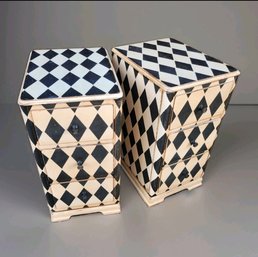 PAIR OF PAINTED BEDSIDE CHESTS