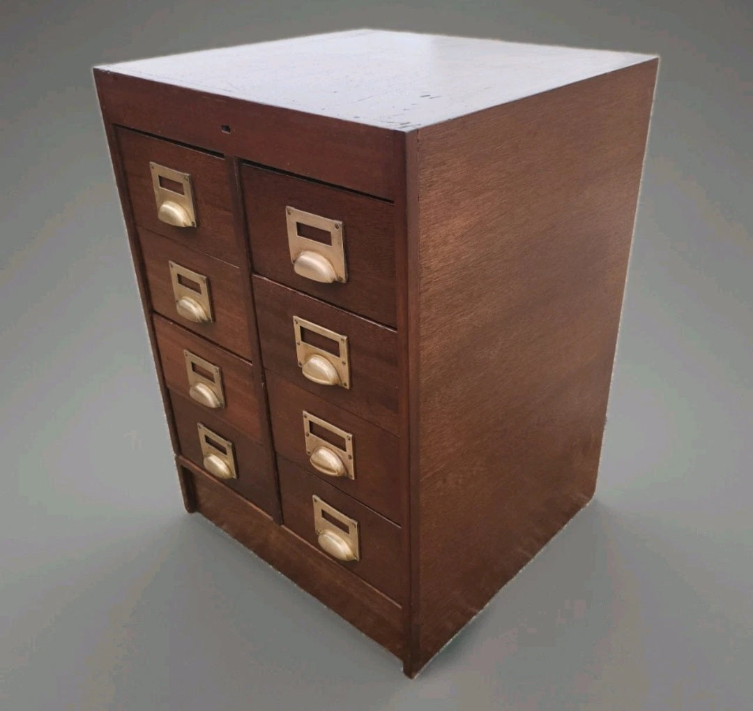 MID CENTURY BANKERS CHEST