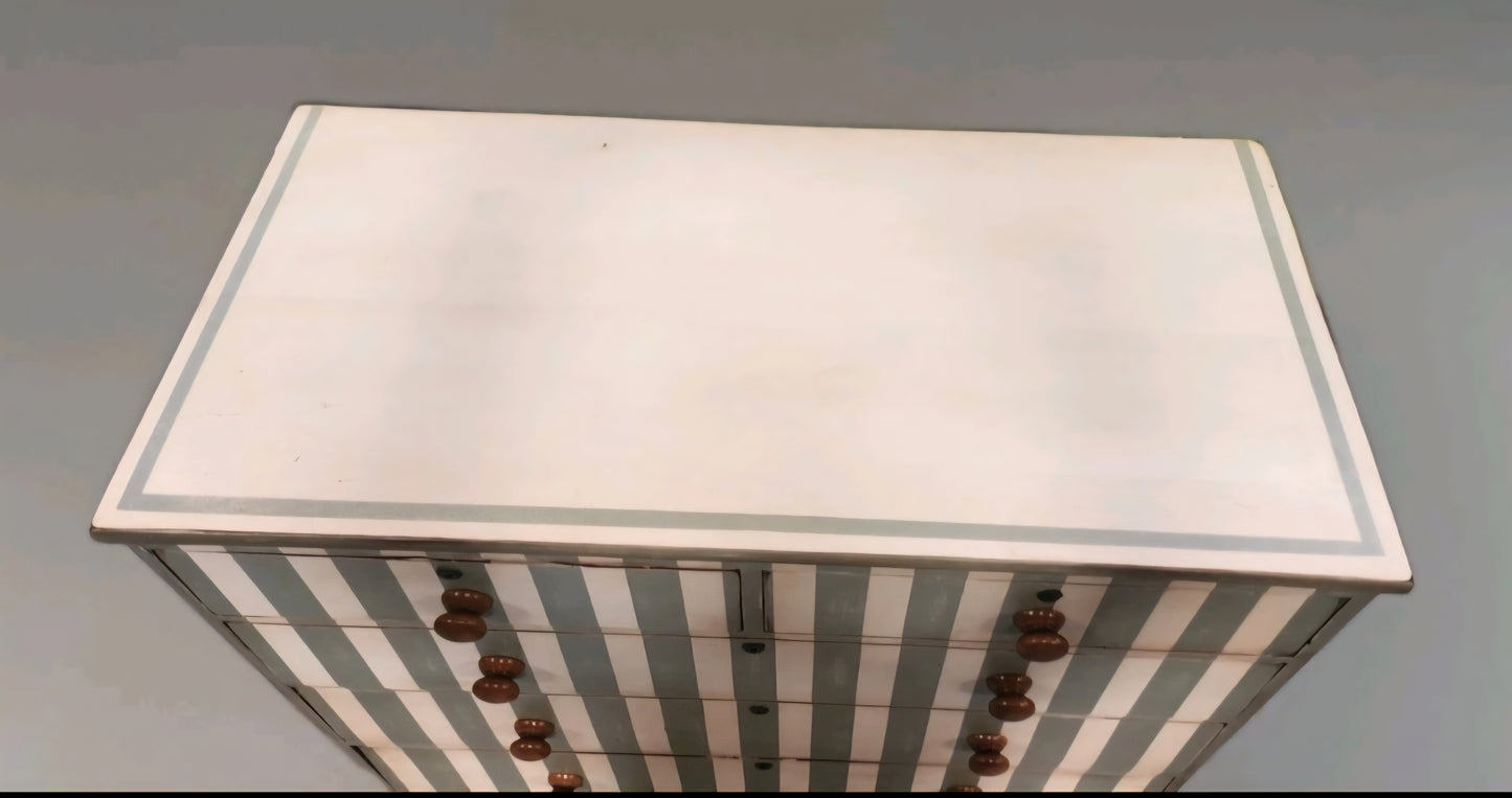 LATE GEORGIAN PAINTED CHEST OF DRAWERS