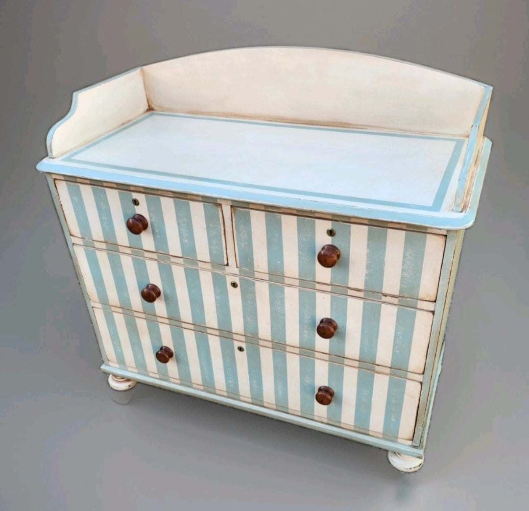 VICTORIAN PAINTED CHEST OF DRAWERS