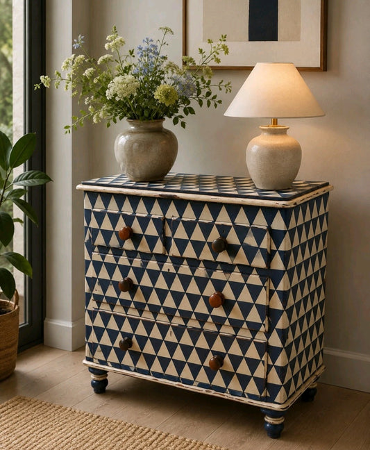 VICTORIAN PAINTED CHEST OF DRAWERS