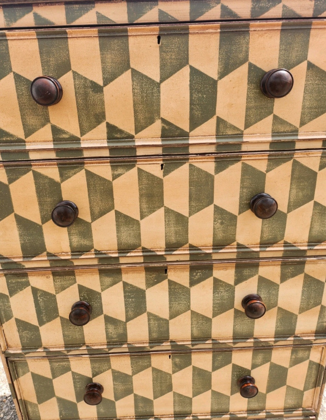 TALL VICTORIAN CHEST OF DRAWERS