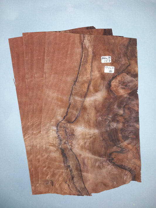 4 CONSECUTIVE SHEETS OF AMERICAN BURR WALNUT VENEER  17 X 27 CM