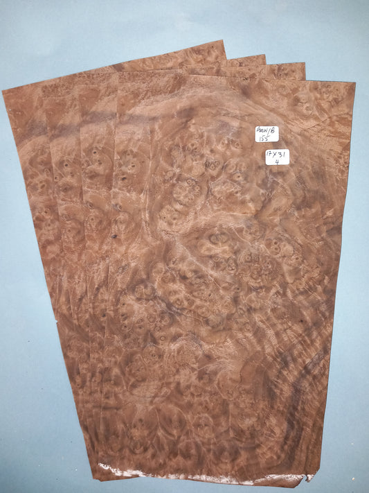 4 CONSECUTIVE SHEETS OF AMERICAN BURR WALNUT VENEER  17 X 31 CM