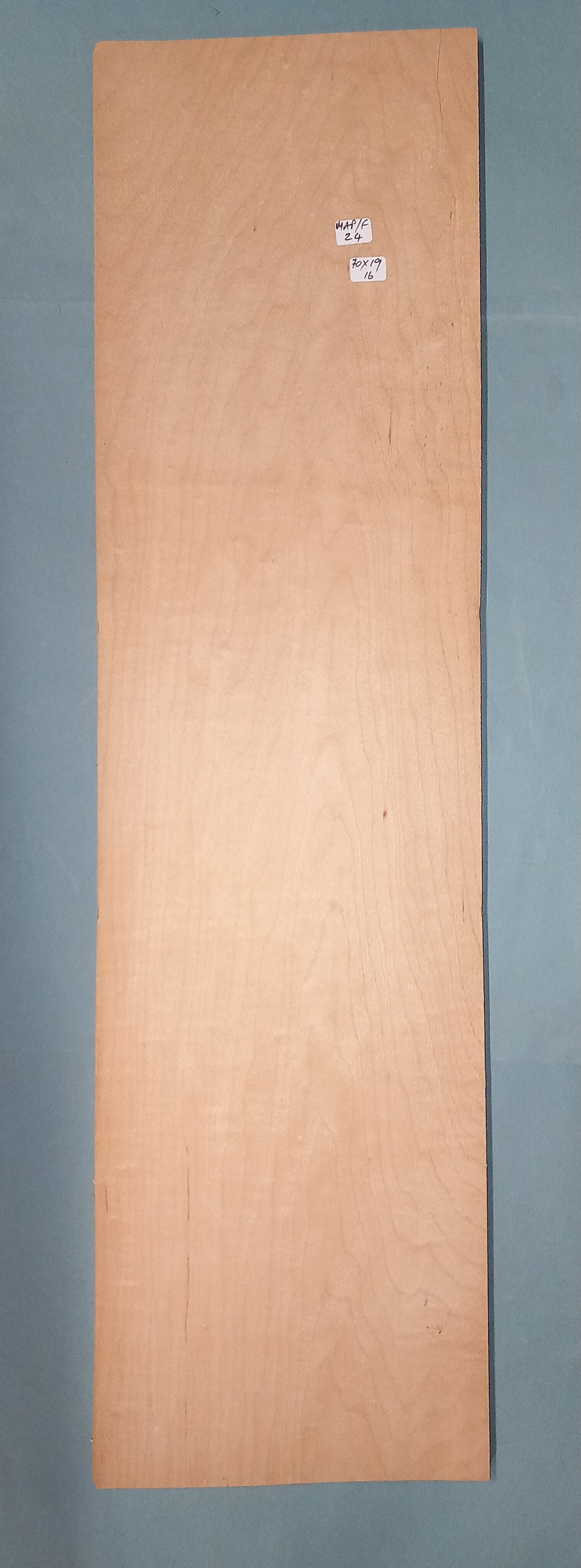 LARGE CONSECUTIVE SHEETS OF FIGURED MAPLE VENEER   70 X 19 CM